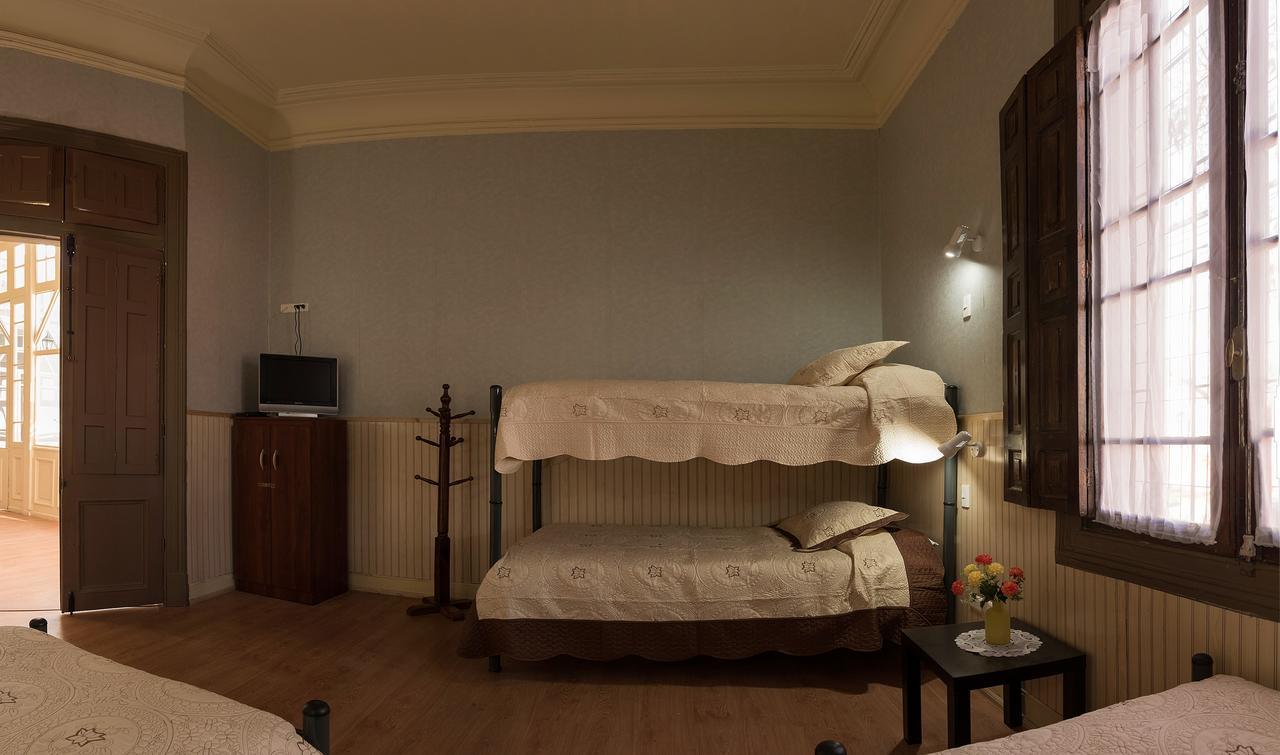 Hotel Sierra Bella Santiago du Chili Extérieur photo